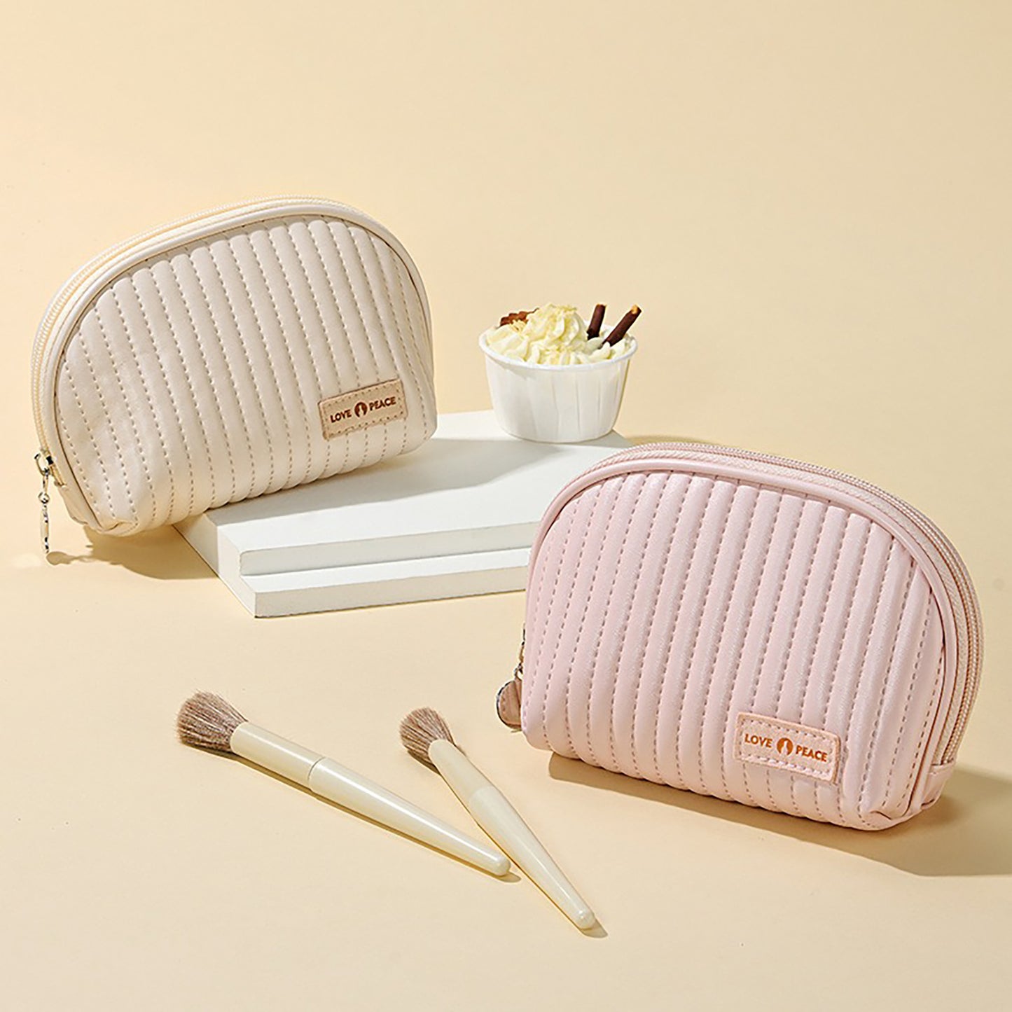 Round Cake Cosmetic Bag